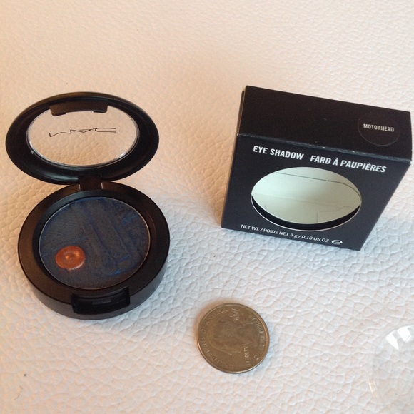 MAC Cosmetics Eye Shadow in shade "MOTÖRHEAD" - Picture 5 of 8